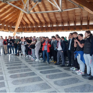 Posjeta učenika Memorijalnom centru Srebrenica – Potočari